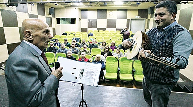 Sahnelerin 94 yaşındaki solisti