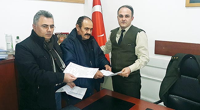 ŞEHİT BABASINDAN GÖNÜLLÜ ASKERLİK BAŞVURUSU