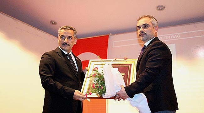 Şehit yakınları ve gazilere  Devlet Övünç Madalyası