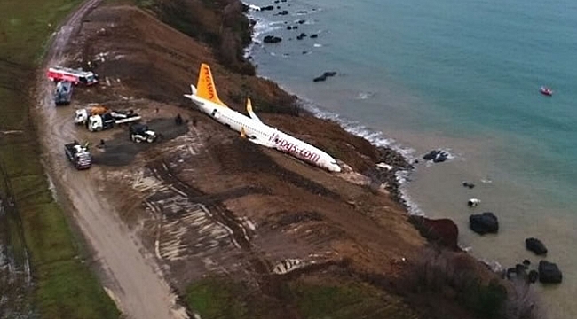 Trabzon'da uçak pistten çıktı