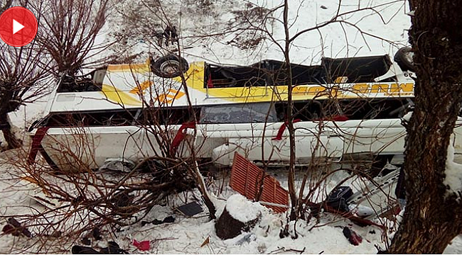 Yolcu otobüsü dereye uçtu: 6 ölü, 29 yaralı