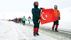 Zigana Dağı'nda ölen 10 dağcı anıldı