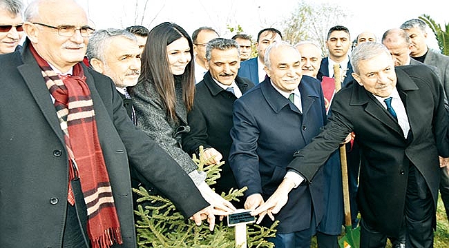 454 fidan toprakla buluştu