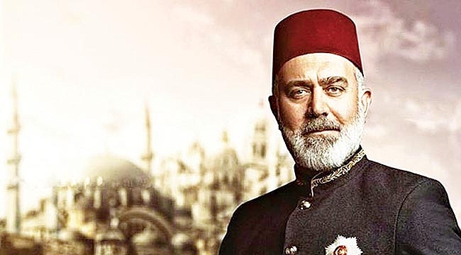 Canlandırdığı karakterin kitabını yazıyor