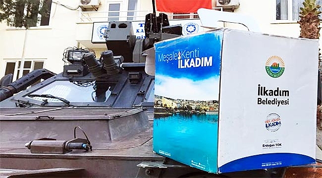 Erdoğan Tok’tan Türk askerini duygulandıran hediye