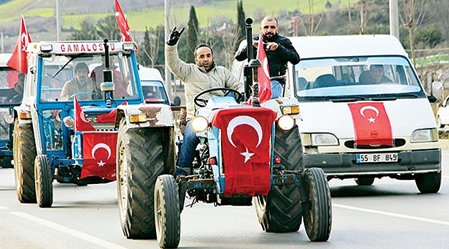 Gönüllü askerlik için sıraya girdiler