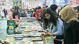 Karadeniz 4. Kitap Fuarı'na yoğun ilgi