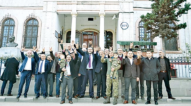 MHP'lilerden gönüllü askerlik başvurusu 