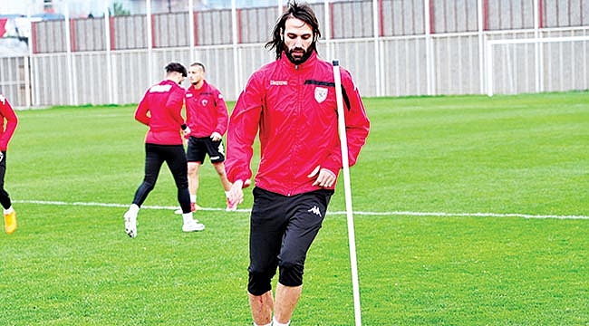 Samaras takımdaki yerini alamayacak