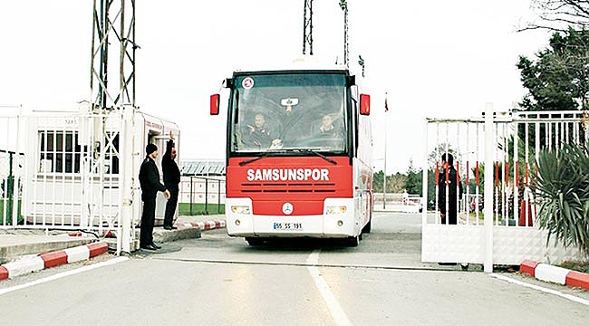 Samsunspor 2 grup halinde gidiyor