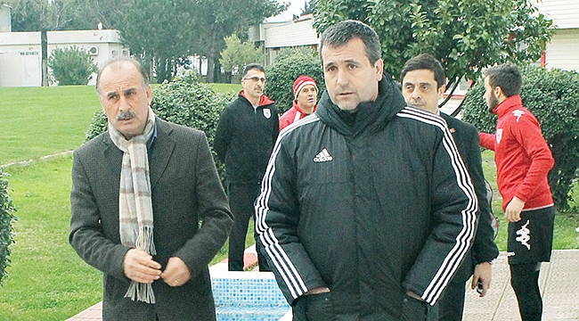 SAMSUNSPOR TEKNİK ADAMSIZ KALMAZ