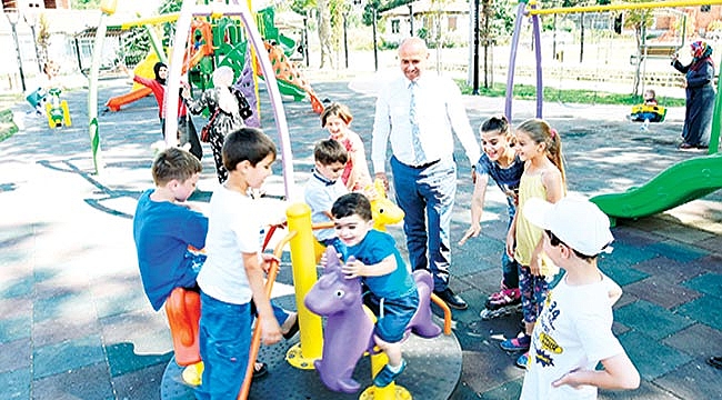 Tekkeköy’ün her bölgesinde parklar cıvıl cıvıl