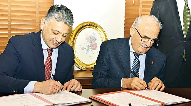 Yılmaz: “Birçok alanda Türkiye'ye örnek projeler yaptık”