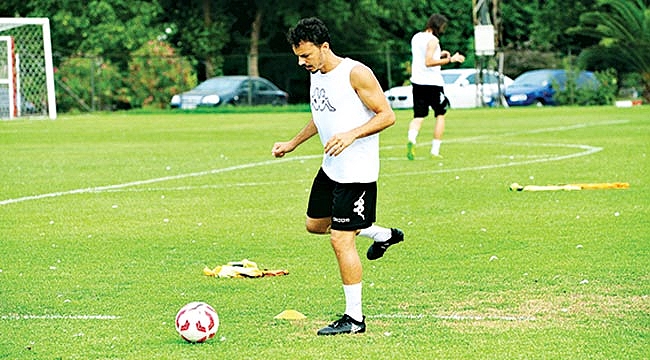 Ahmet Burak cezalı duruma düştü