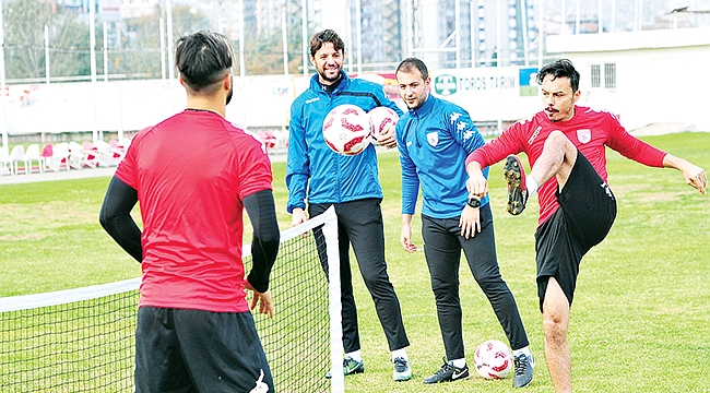 AHMET BURAK SOLAKEL: ‘Mücadelemizle ligde kalacağız’