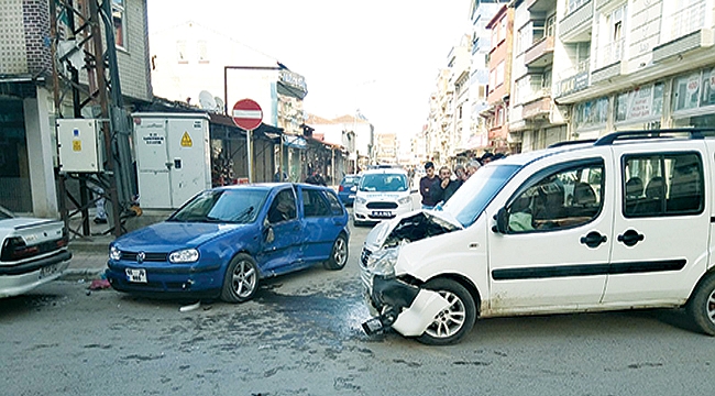 Bafra'da trafik kazası: 8 yaralı