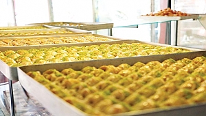 BAKLAVACI ALİ KEMAL, YENİ ÜRÜNLERİYLE TÜRKİYE VE DÜNYAYA AÇILIYOR