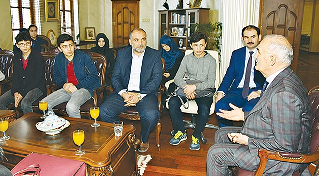 BAŞKAN YILMAZ: ‘Arapçayı sular seller gibi öğrenin’