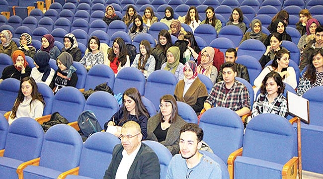 Flört şiddeti 15 yaşında başlıyor