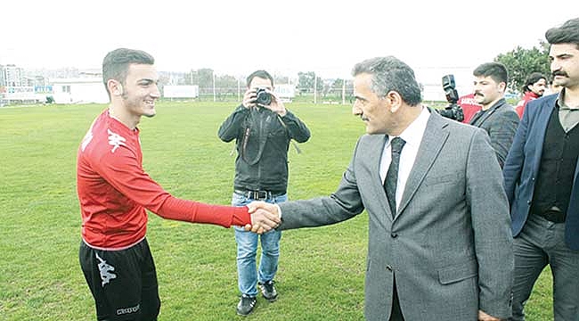 ‘GELİN STADIMIZI DOLDURUN’