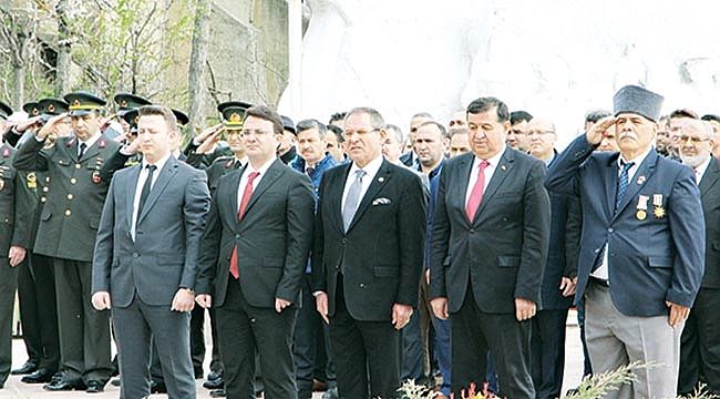 İlçelerde ‘Çanakkale’ kutlaması