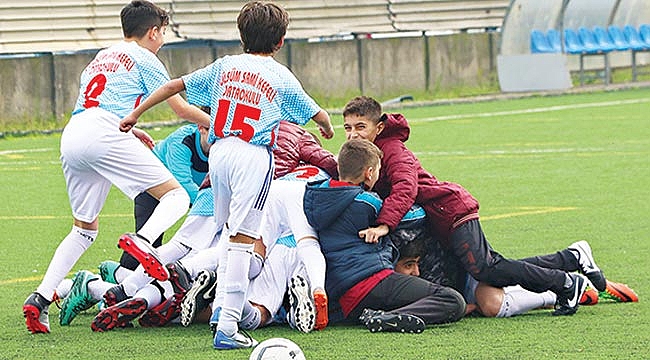 ŞAMPİYON GÜLSÜM SAMİ KEFELİ 5-4