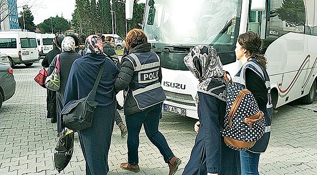 Samsun'da FETÖ'den 8 bayan öğretmen adliyeye sevk edildi