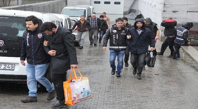 Samsun merkezli silah kaçakçılığı operasyonunda 7 kişi adliyeye sevk edildi
