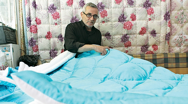 45 YILLIK SANATKARDAN GENÇLERE ACI TAVSİYE: ‘Yorgancılığa  hiç başlamayın’