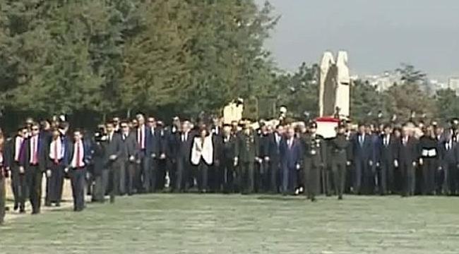 Anıtkabir'de 23 Nisan töreni 