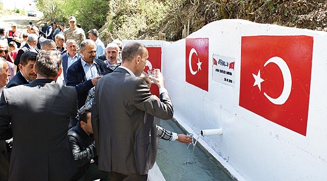 Köylüler şehitler anısına çeşme yaptırdı
