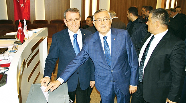 Patronlar yarın sandık başında