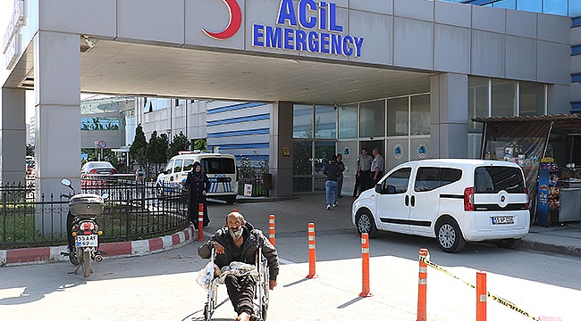 16 gündür tekerlekli  sandalye üzerinde bekliyor