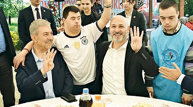 Bakan Demircan engelli  anneler ile piknikte buluştu