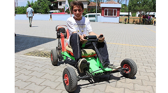 Bu çocuk bir harika!