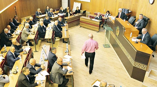 CHP’den Büyükşehir’e şeffaflık övgüsü