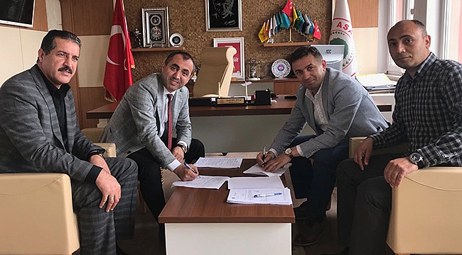 İşçinin yüzünü güldüren imza