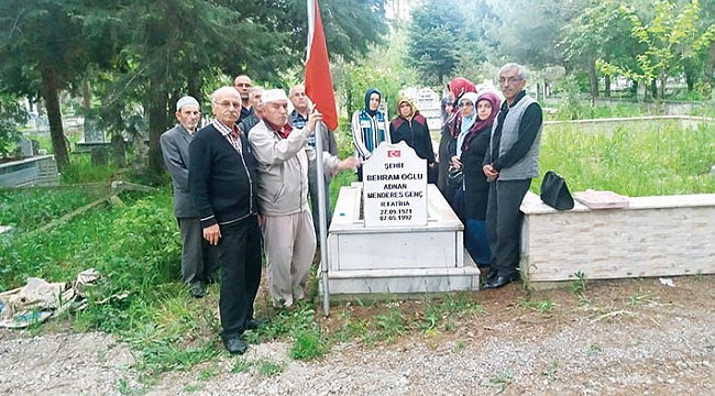 Şehit dualarla anıldı