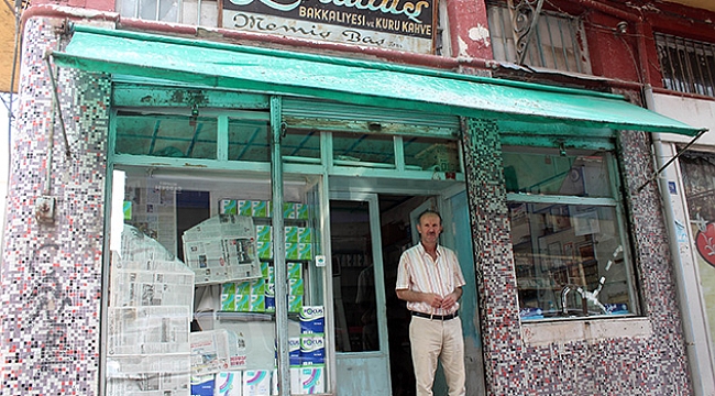 50 yıllık bakkal tarihe direniyor