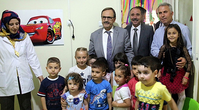 Çocuklar suçtan uzaklaşıyor anneler para kazanıyor