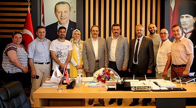 Gazeteciler Şahin ve Taşçı ile buluştu