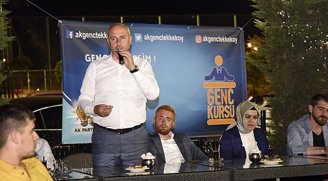 Gençler siyasetin her  kademesinde olmalı