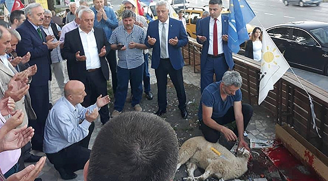 İYİ Parti şükür kurbanı kesti