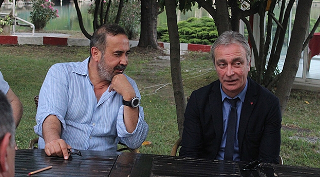 Uyanık İstanbul’da