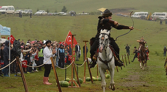913 yıllık hatırayı canlandırdılar