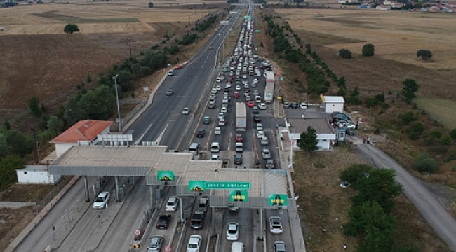 30 kilometrelik araç kuyruğu