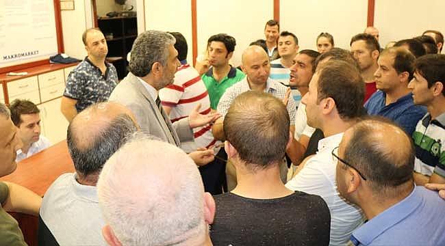 AVM çalışanlarından eylem 