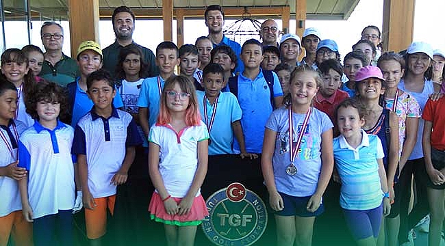 Golf turnuvası sona erdi