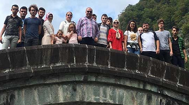 ATAKUM'DAN, ARTVİN'E  GÖNÜL KÖPRÜSÜ KURULDU