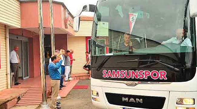 Karayolu ile gittiler